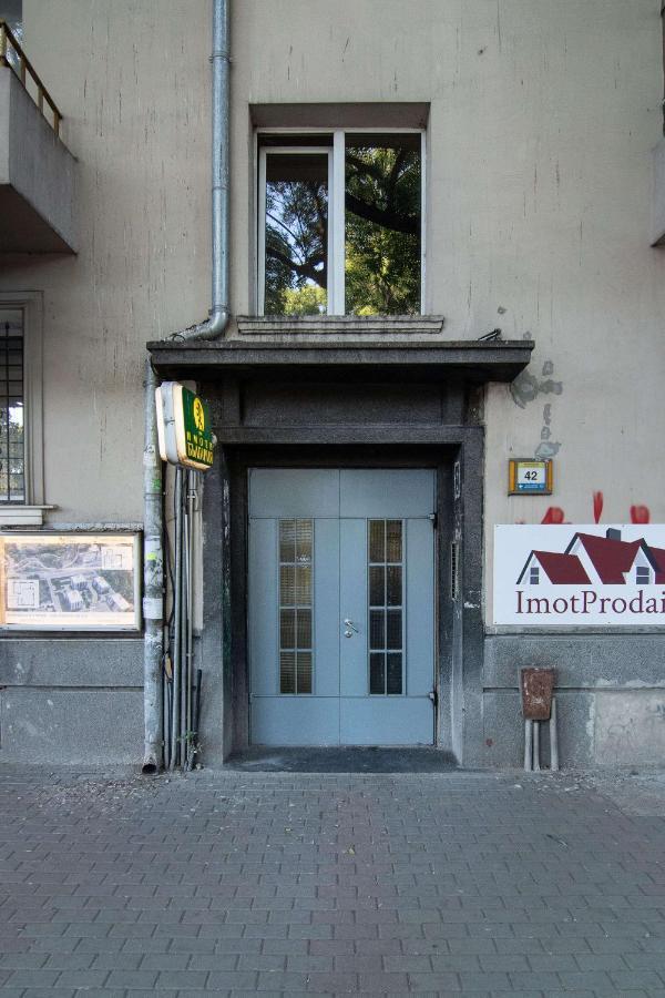 Апартаменты Central Shabby Chic Flat Close To Paid Parking Варна Экстерьер фото