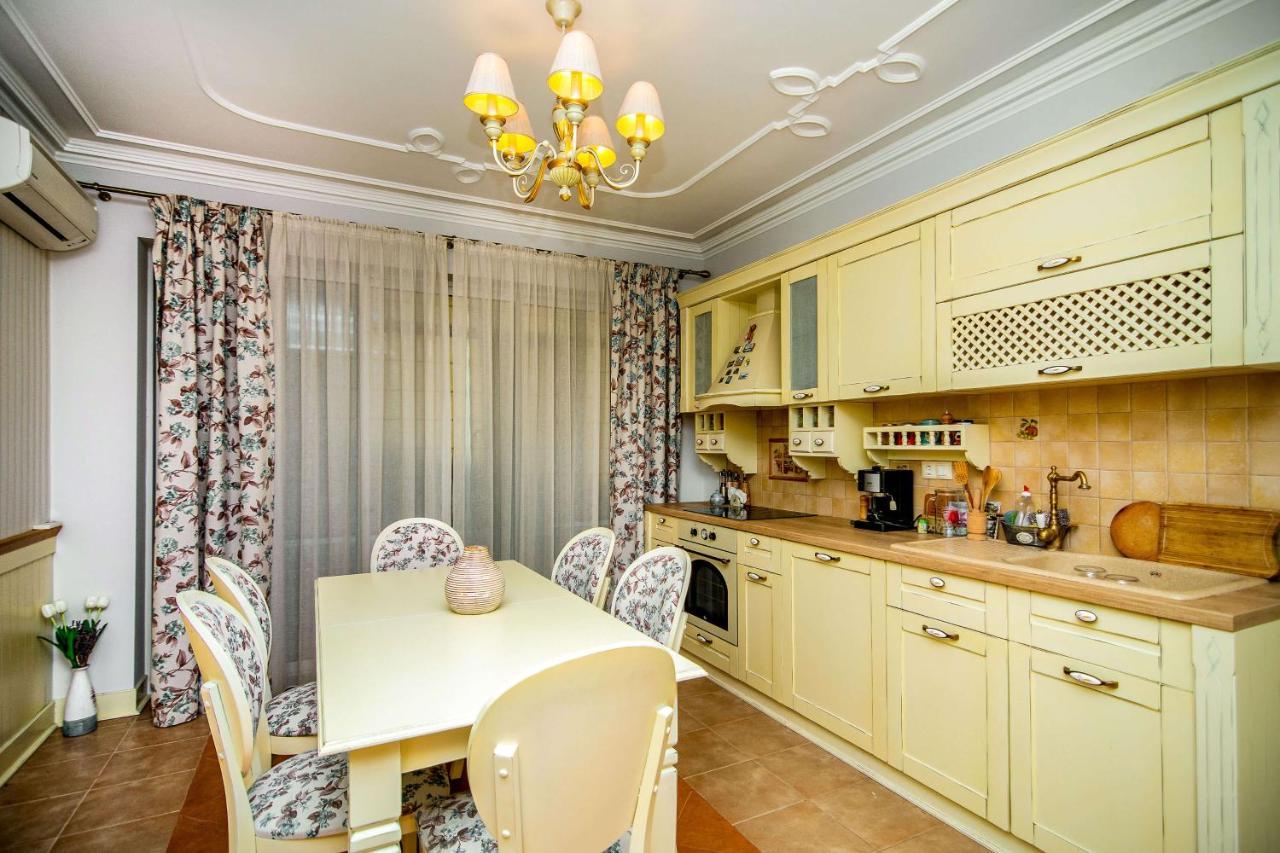 Апартаменты Central Shabby Chic Flat Close To Paid Parking Варна Экстерьер фото